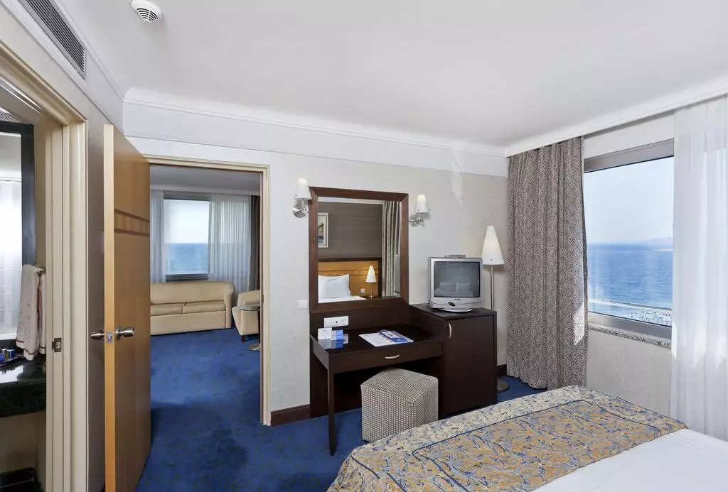 هتل پورتوبلو آنتالیا-Porto Bello Hotel Resort And Spa-مهرپرواز
