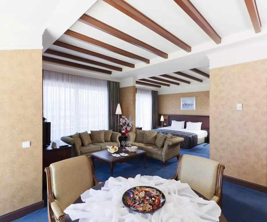 هتل پورتوبلو آنتالیا-Porto Bello Hotel Resort And Spa-مهرپرواز