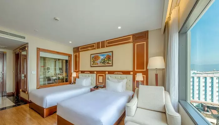 هتل دی ال جی دانانگ