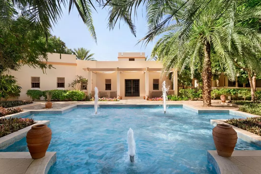 هتل شانگری لا ال بندر مسقط