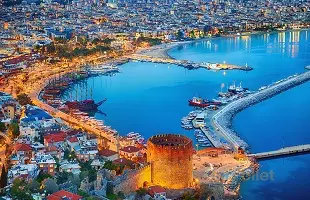 قلعه سرخ شهر زیبای آلانیا