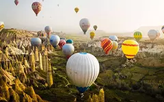 بالن سواری در زیباترین شهر صخره ای دنیا