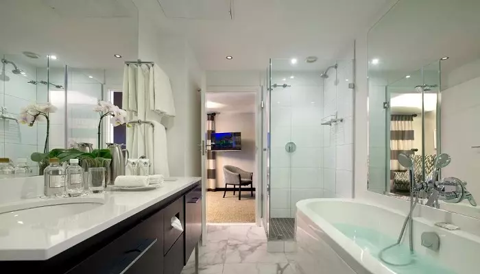 هتل کومودور کیپ تاون