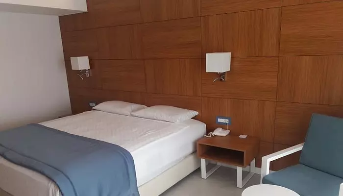 هتل اینفینیتی بای یلکن کوش آداسی