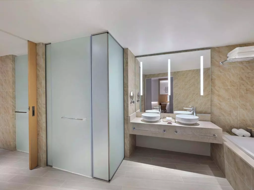 هتل موونپیک مسقط